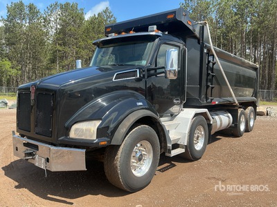 2024 Kenworth T880 8x4 Twin-Steer T/A Dump Truck