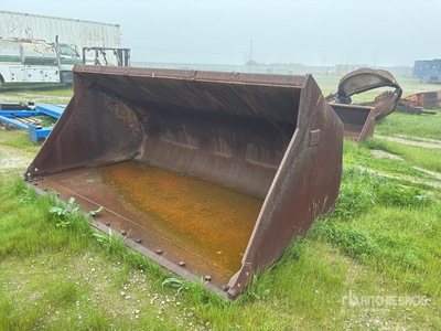 Cat 128 in General Purpose Wheel Loader Bucket