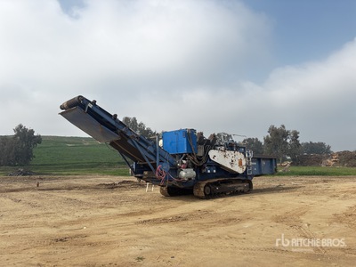 2007 Peterson 6710B Tracked Horizontal Grinder