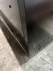 95.3 in x 27 in x 35 in, 29 cu ft Bottle Cooler معدات طهي