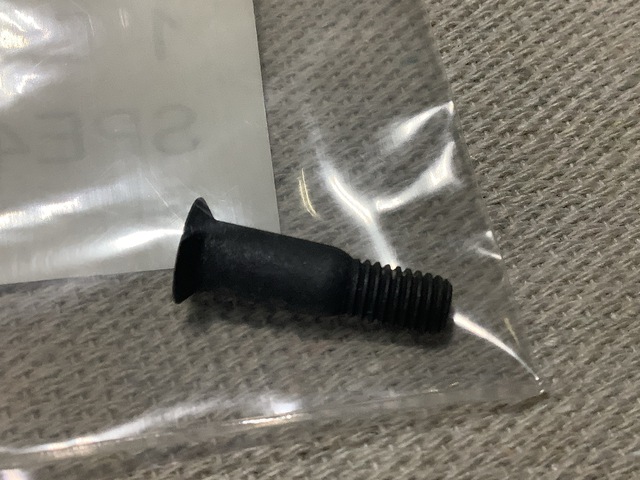 (281) Lockheed Martin C9570-6-7PY Pin-Rivets