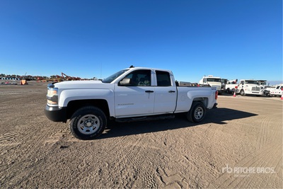 2016 Chevrolet Silverado 1500 4x4 Extended Cab بيك اب