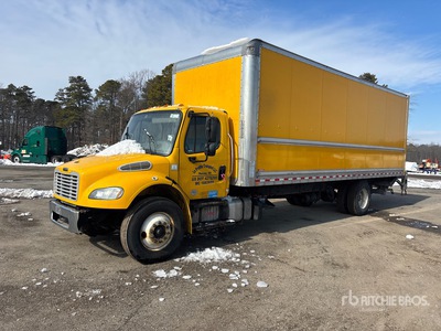 2018 Freightliner M2 106 4x2 Furgonetka