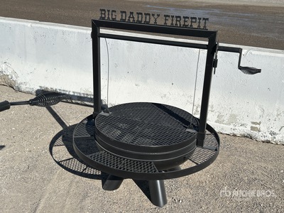 Big Daddy Crank Lift Firepit (Unused)