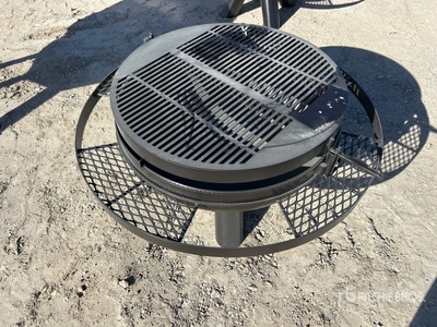 Big Daddy Circular Fire Pit with Grate (Unused)