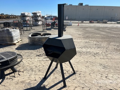 Big Daddy Large Hexagonal Fire Pit / Pizza Oven with Chimney (Unused)