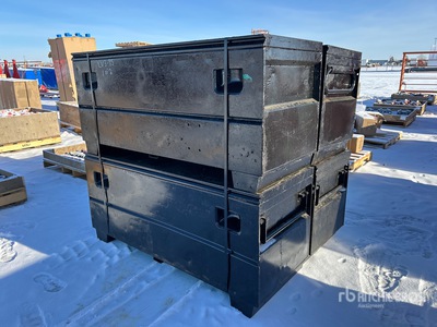 Quantity of (4) Greenlee 5 ft x 2 ft Baustellenbox