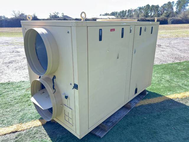 2009 DHS Systems ECU D5012 5-ton Air Conditioner