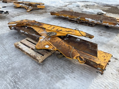 Volvo Tail Gate ادوات صناعية متنوعة - Fits 45 Ton Rock Truck