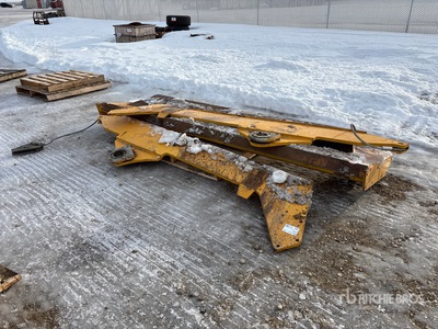 Volvo Tail Gate ادوات صناعية متنوعة - Fits 45 Ton Rock Truck