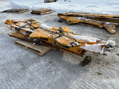 Volvo Tail Gate ادوات صناعية متنوعة - Fits Volvo 45 Ton