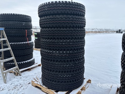 Quantity of (8) GFT GF118 11R24.5 Zig Zag Trailer Tires