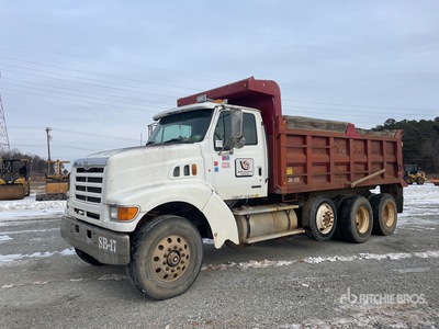 2000 Sterling LT9511 8x4 Tri/A Dump Truck