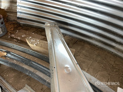 Quantity of (6) Goebel Bin Roof Panels 穀物取扱い機械