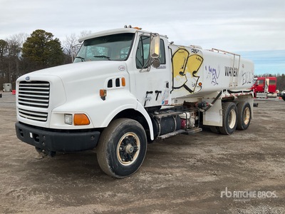 1997 Ford LT9513 6x4 Water Truck