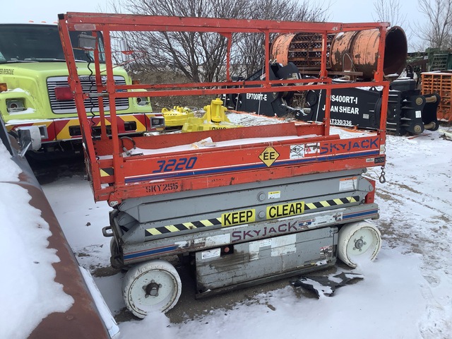 2002 Skyjack SJ3220 Electric Scissor Lift
