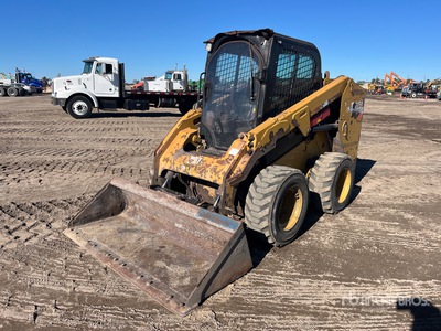 2015 Cat 246D Two-Speed Minicargadora