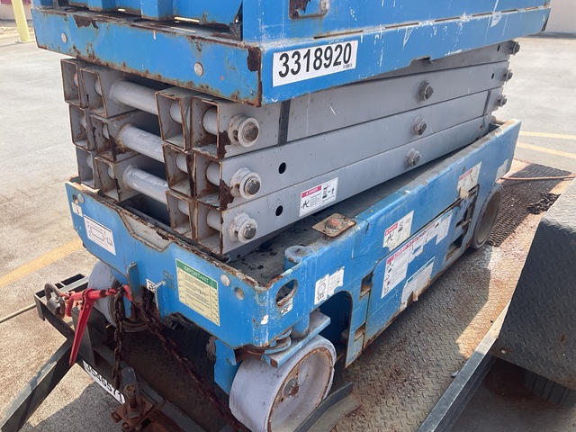 2018 Genie GS1930T Electric Scissor Lift w/ 2018 MMDI S/A Equipment Trailer