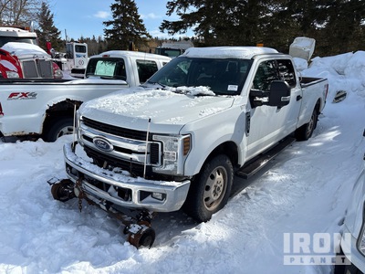2019 Ford F-350 XLT 4x4 Crew Cab Pickup