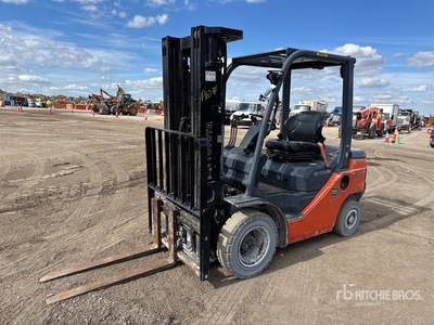 2021 Toyota 8FDU25 4500 lb Chariot Élévateur