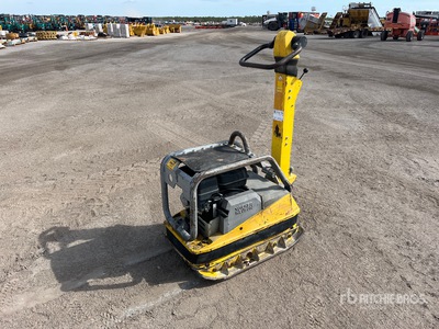 Wacker Neuson BPU4045A ضاغطة الألواح الاهتزازية