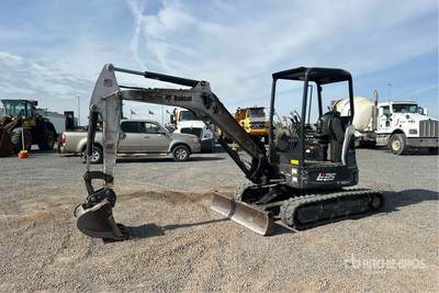 2021 Bobcat E35 を見 Mini Excavator