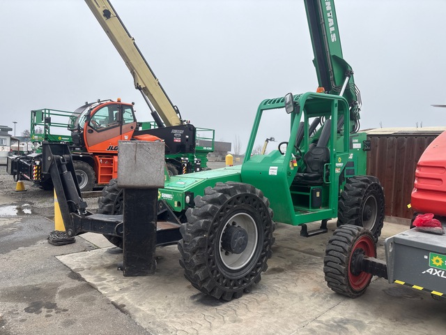 2016 SkyTrak 10042 Telehandler
