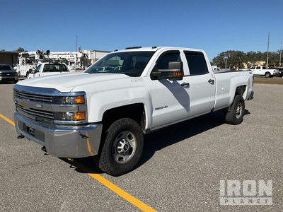2018 Chevrolet 2500 HD 4x4 Crew Cab Pickup