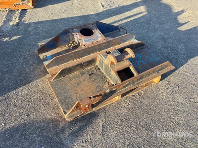 Quantity of (5) 45 in Skid Steer Plates スキッドステア付属部品