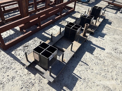 Quantity of (3) Star Industries Displays Parti varie