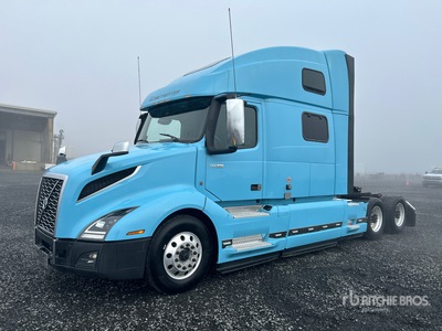 2022 Volvo VNL860 6x4 T/A Sleeper Truck Tractor
