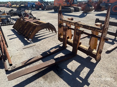 Cat 96 in Q/C Wheel Loader Forks - Fits IT