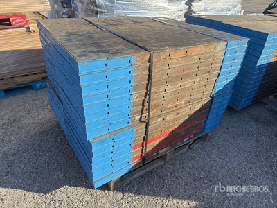 Quantity of (30) Symons 5 ft x 2 ft Concrete Forms