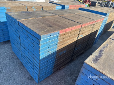 Quantity of (30) Symons 8 ft x 2 ft Zement Formen