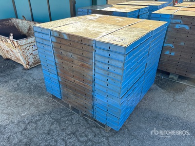 Quantity of (30) Symons 2 ft x 4 ft Zement Formen