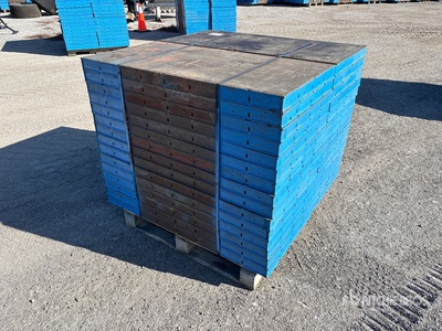 Quantity of (30) Symons 2 ft x 4 ft Zement Formen