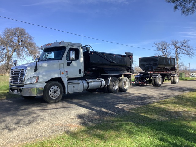 2011 Freightliner Cascadia 125 6x4 Transfer Set 2011 Freightliner Cascadia 125 6x4 Transfer Set