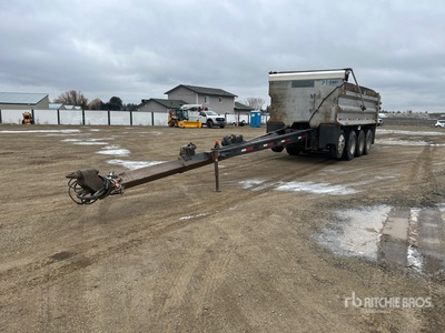 1999 Sturdyweld Quad/A Remolque volcador con acoplado