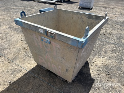 2010 East West Engineering 2000 kg Skip Bin