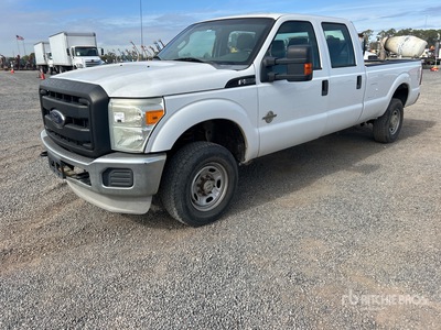 2012 Ford F-350 4x4 Crew Cab Pickup