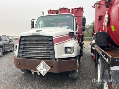 2014 Freightliner 114SD 6x4 Vacuüm tankwagen (Inoperable)