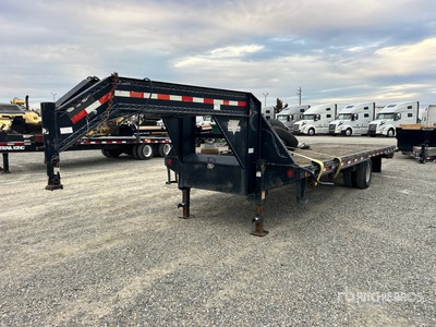 2021 Big Tex 25 ft S/A Gooseneck Flatbed Trailer