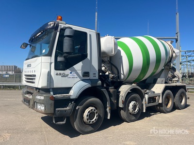 2008 Iveco 450 8x4 Twin-Steer Mixer Truck