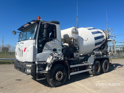 2013 Astra 64.44 6x4 Mixer Truck