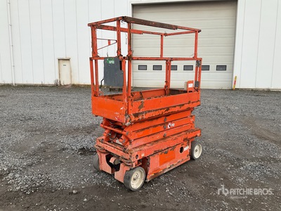 Skyjack SJIII-3219 Electric Podnośnik nożycowy (Inoperable)