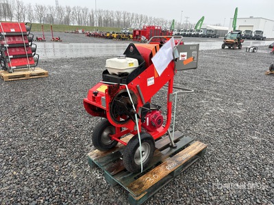 2022 Eliet mobile Wood Chipper (Inoperable)