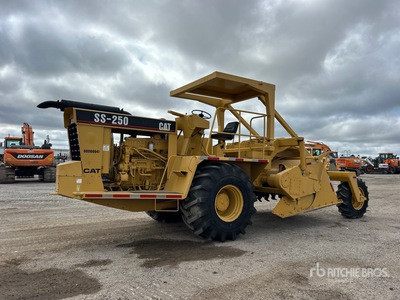 1986 Cat SS-250 Wheel Soil Stabilizer Reclaimer