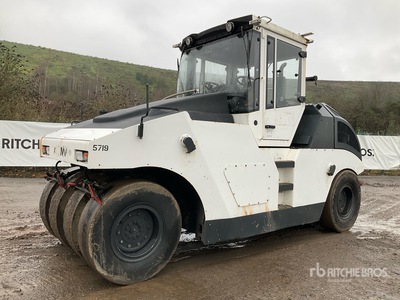2008 Bomag BW24RH 8-Wheel Gummiradwalze