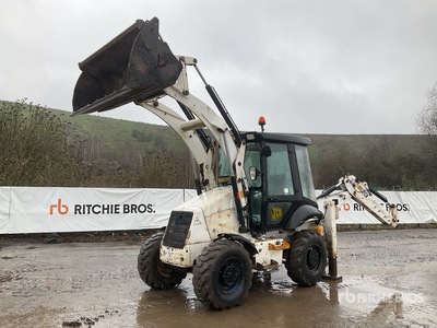 2013 JCB 2CX Streetmaster Backhoe Loader