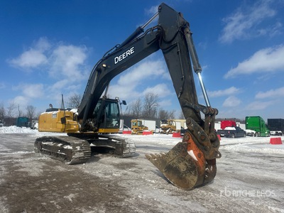 2014 John Deere 380G LC 油圧ショベル